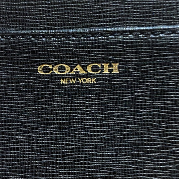 Coach zippered thin profile medium sized wristlet - Picture 12 of 14